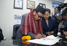 Photo of सरकार पाँच वर्षको भए पनि म बढीमा तीन वर्ष पदमा बस्ने हो ‍- मन्त्री पुन  