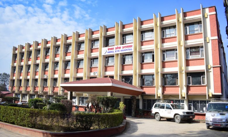 नेपाल आँखा अस्पताल आइतबार पनि खुला