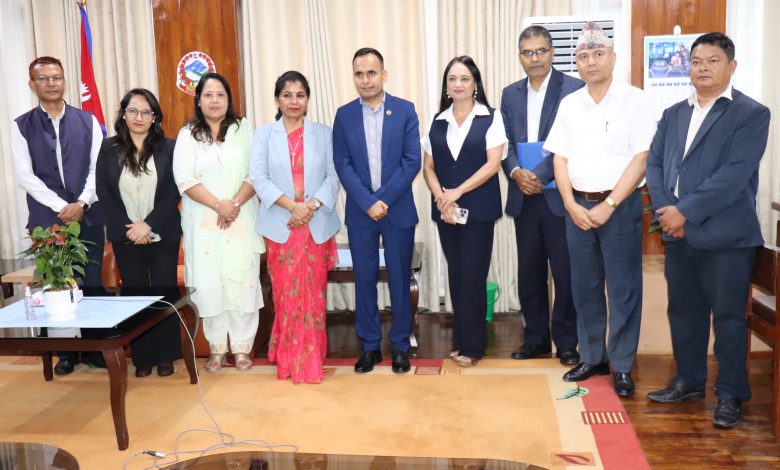 सार्वजनिक सेवा प्रसारण (पिएसबी)को सञ्चालक समितिमा बस्न्यात र रिसाल मनोनित