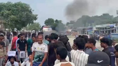 Photo of सुनसरीका पाँच स्थानमा कर्फ्यु जारी, स्थिति नियन्त्रणमा लिन सेना परिचालन