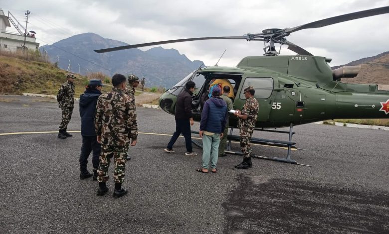 गोरखाबाट सुत्केरी महिलाको आकस्मिक हवाई उद्धार