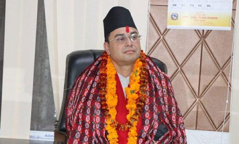 सुदूरपश्चिम प्रदेश सभा सदस्य प्रकाशबहादुर देउवा पदमुक्त