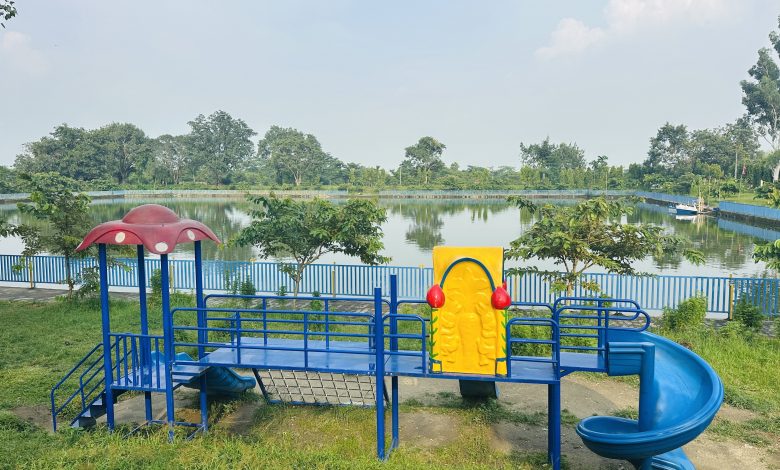 बढ्दो सहरीकरणका बीच पर्यटकको रोजाइमा विराट पोखरी