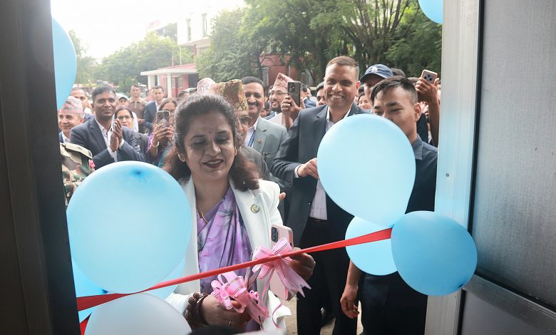 सिंहदरबारमा खाद्य व्यापार कम्पनीको बिक्री कक्ष सञ्चालन
