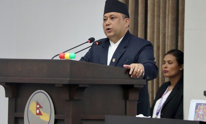 राहदानी व्यवस्थापन प्रक्रियालाई अन्तर्राष्ट्रिय मान्यता अनुकूल बनाउँछौँ: मन्त्री खनाल