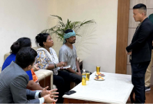 Photo of मृतक बालिका चौधरीका आमा–बुबासँग गृहमन्त्रालयमा छलफल 