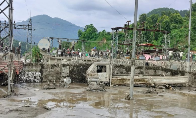 राहत जुटाउँदै चितवनका स्थानीय पालिका
