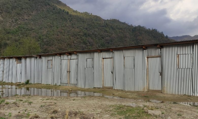 लेखर्कका पहिरोपीडित त्रासमा, स्थायी समाधानका लागि सरकारसँग माग