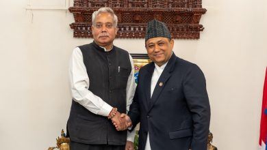 Photo of परराष्ट्रमन्त्री खनालसँग भारतीय राजदूत श्रीवास्तवको बिदाइ भेट