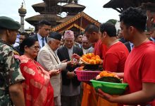 Photo of राष्ट्रपति रामचन्द्र पौडेलद्वारा पाटन कृष्ण मन्दिरमा पूजाआराधना