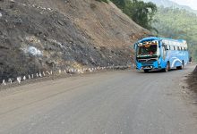 Photo of अठार दिनपछि कृष्णभिरको सडकमा दुईतर्फी यातायात सेवा सञ्चालन