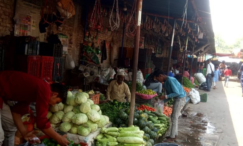 नेपालगन्जको तरकारी बजार पहाडको उत्पादनले धान्दै नेपालगन्जको तरकारी बजार पहाडको उत्पादनले धान्दै