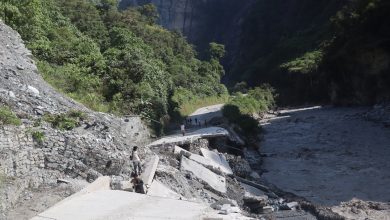 Photo of बेनी-जोमसोम सडक मर्मतका लागि इन्धन अभाव