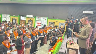 Photo of नेपाली कांग्रेसका नवनिर्वाचित पदाधिकारी तथा सदस्यले लिए शपथ