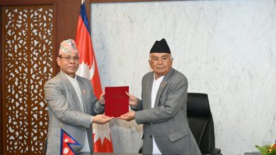 Photo of राष्ट्रपतिसमक्ष थारु आयोगको प्रतिवेदन पेस