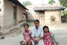 Photo of बाढीले खोस्यो दसैँको टीका, बेपत्ता आफन्तको पर्खाइमा खाली निधार